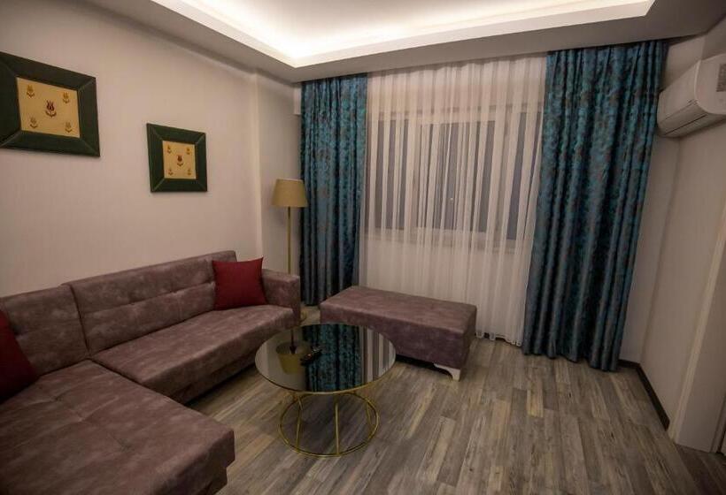 キングサイズベッドのデラックススイート, Anya Resort