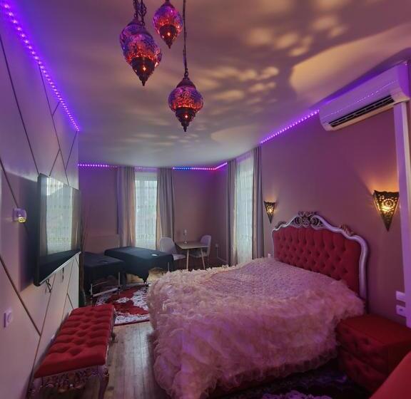 جناح مزود بجاكوزى, Suite Chic By Les Spa De Venus