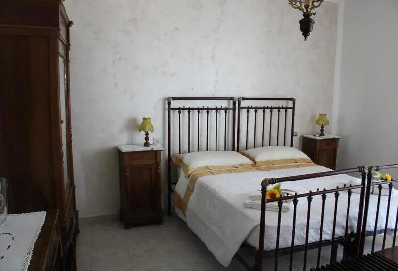 スタンダードルーム, B&b Montagano