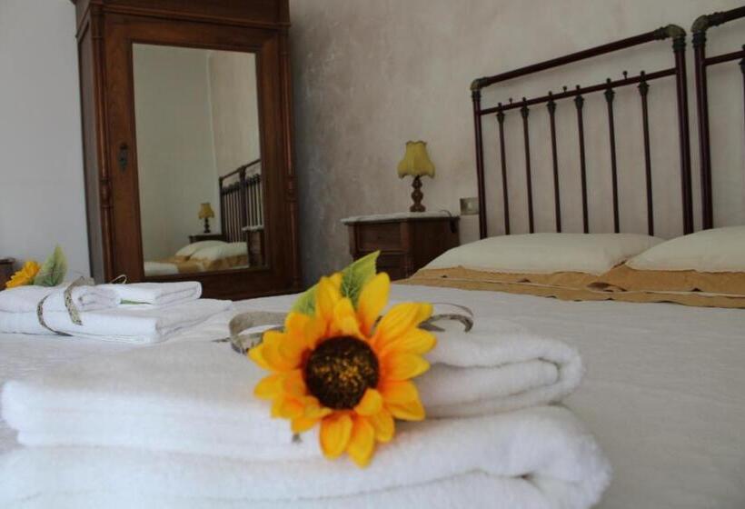 标准三人间共用浴室, B&b Montagano