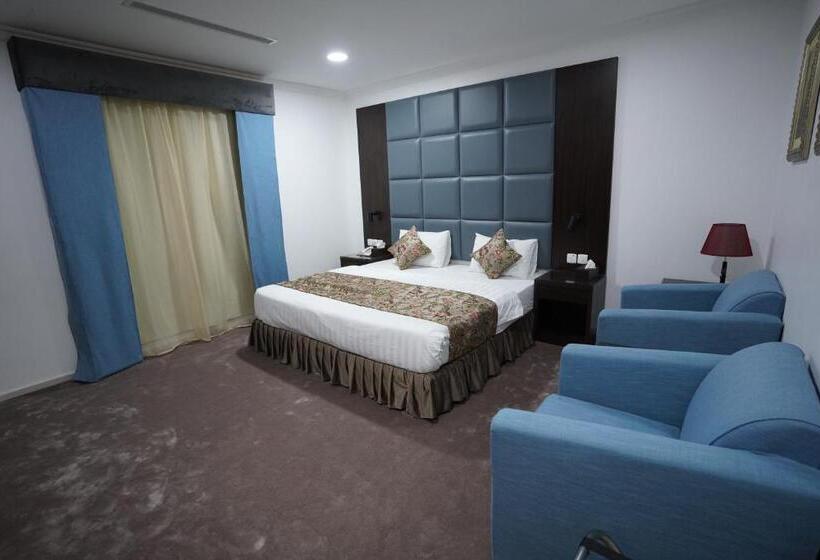 جناح عائلي, فندق ابرال