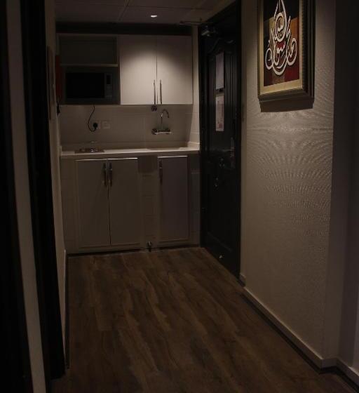 غرفة سوبيريور, فندق ابرال