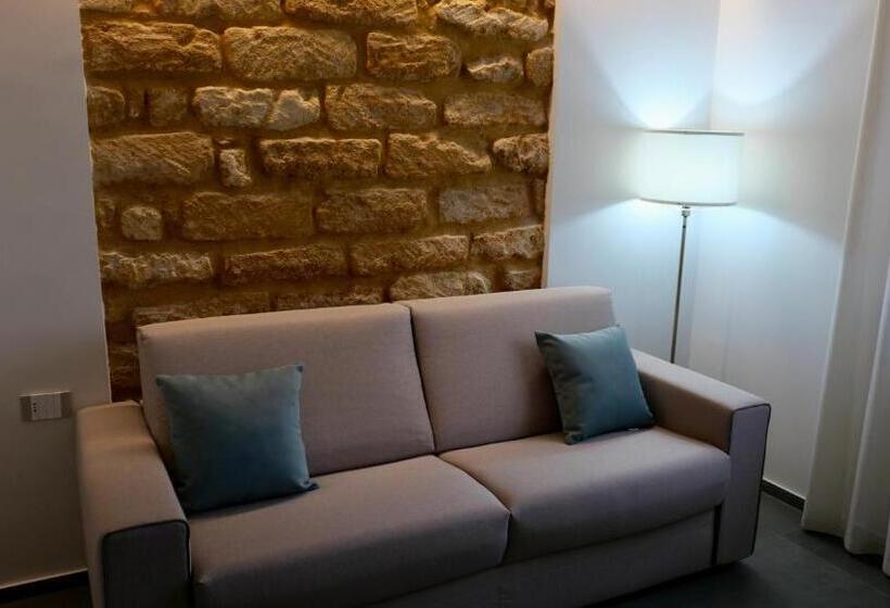 Family Suite, Oneira Rooms