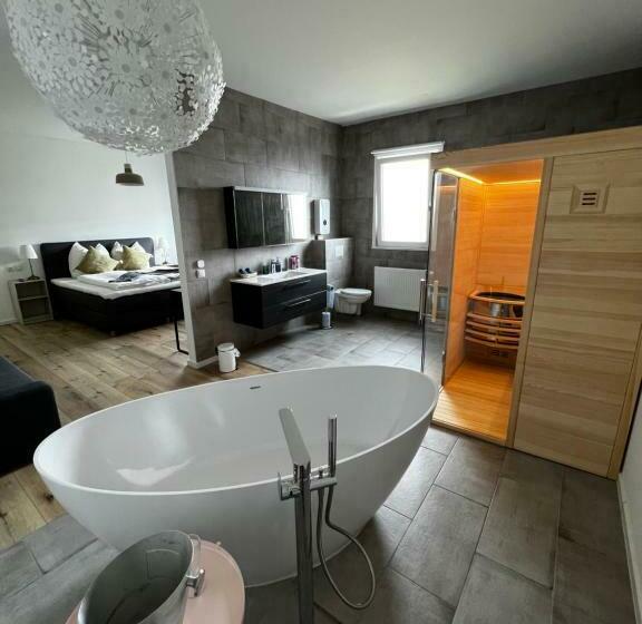 Полулюкс, B&b Ringlodge