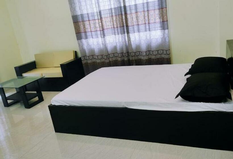 اتاق استاندارد یک نفره, Rose Garden Guest House