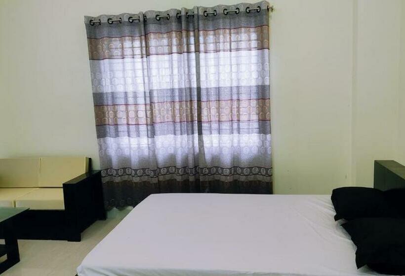 اتاق استاندارد یک نفره, Rose Garden Guest House