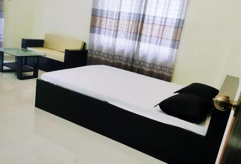 اتاق استاندارد یک نفره, Rose Garden Guest House