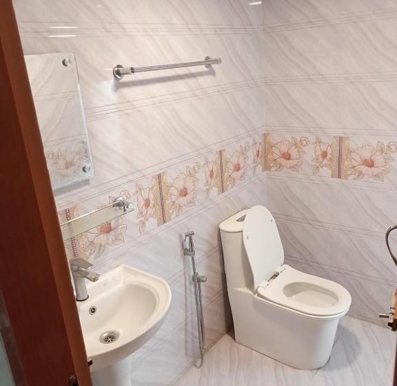 اتاق خانوادگی, Rose Garden Guest House