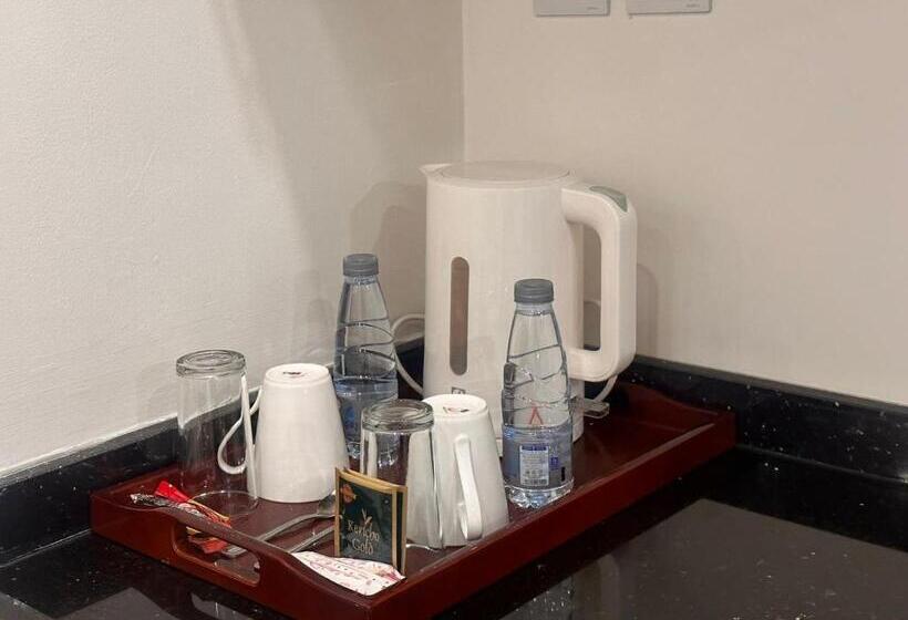 스위트 킹사이즈 침대, Golden Elite