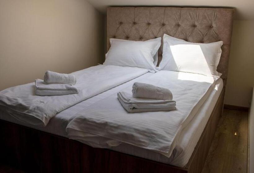 اتاق استاندارد, Elevenrooms