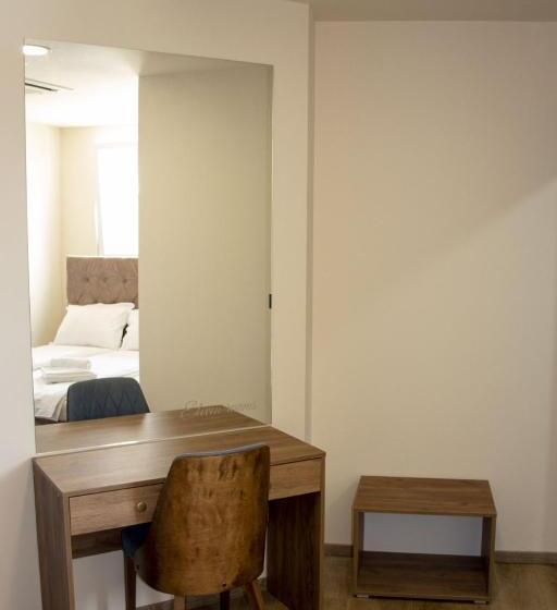 اتاق لوکس, Elevenrooms