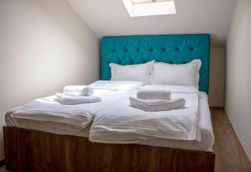 اتاق لوکس, Elevenrooms