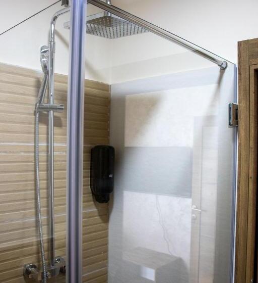 اتاق استاندارد, Elevenrooms