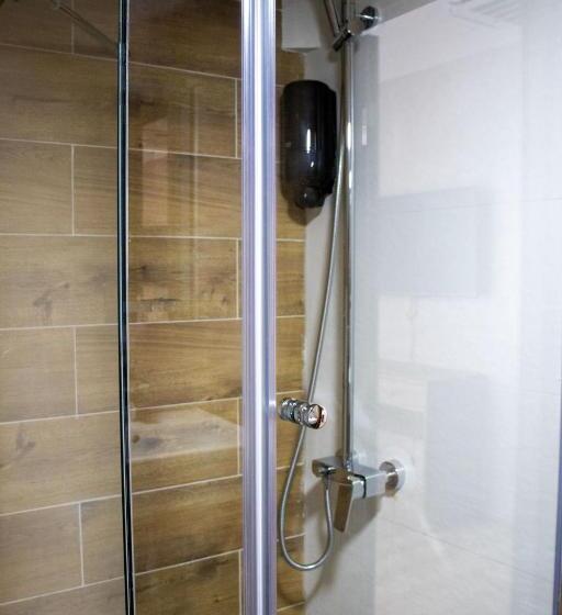 اتاق استاندارد, Elevenrooms