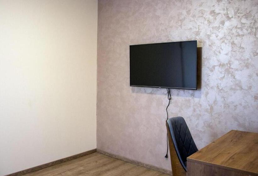 اتاق لوکس, Elevenrooms