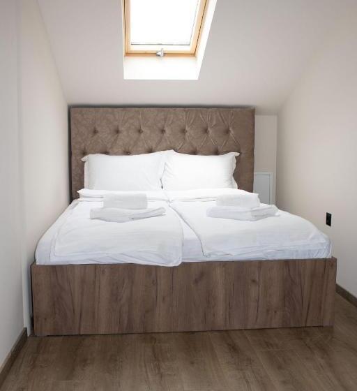 اتاق لوکس, Elevenrooms