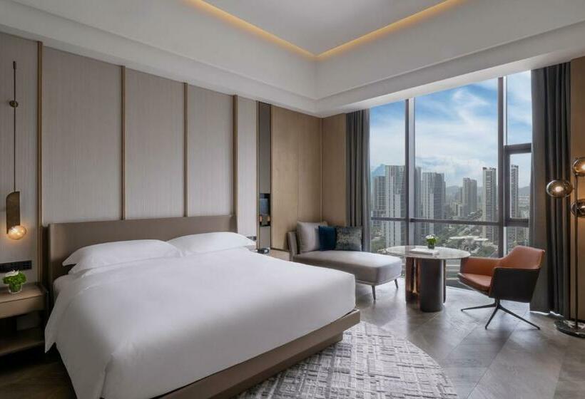 带大床的经典房间, Intercontinental Hangzhou Liangzhu, An Ihg