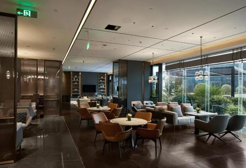 キングサイズベッドのクラシックルーム, Intercontinental Hangzhou Liangzhu, An Ihg