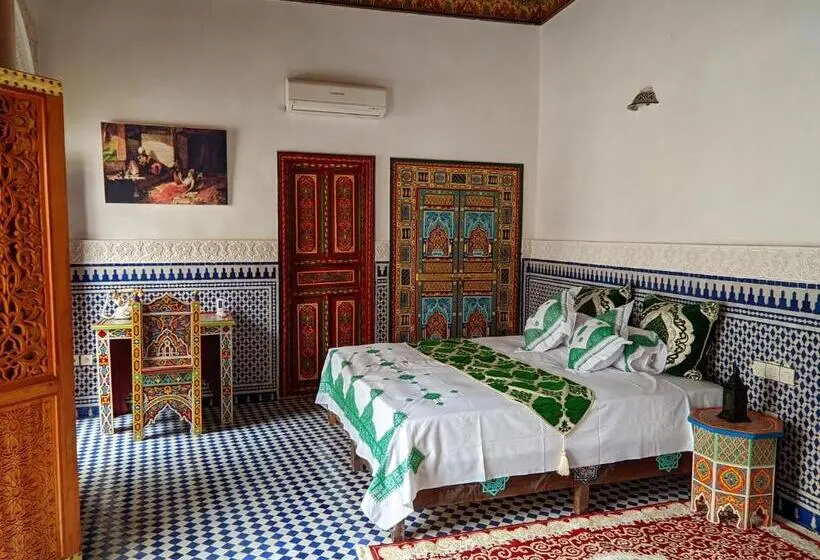 Deluxe Suite King Bed, Riad Fès Center