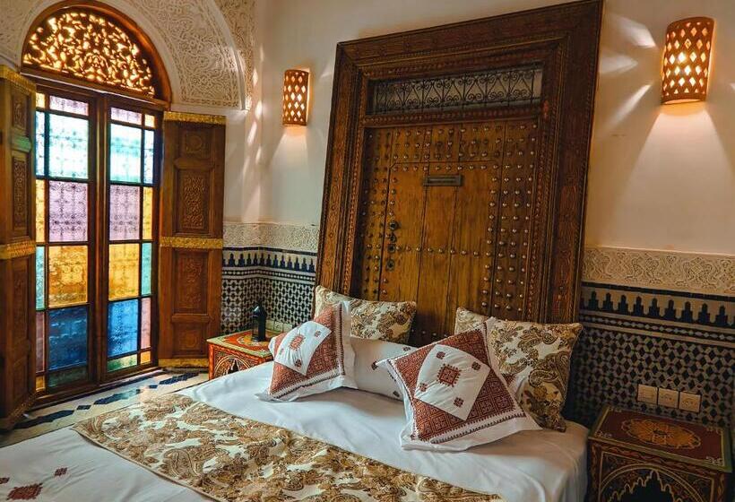 اتاق کلاسیک چهارنفره, Riad Fès Center