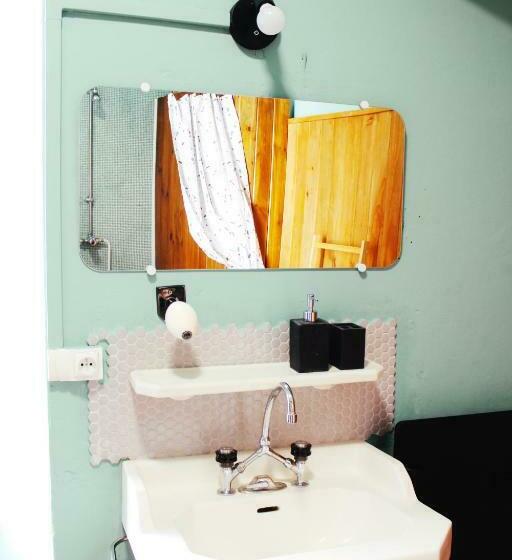 Номер Стандарт Вид на Горы, Eau Berges