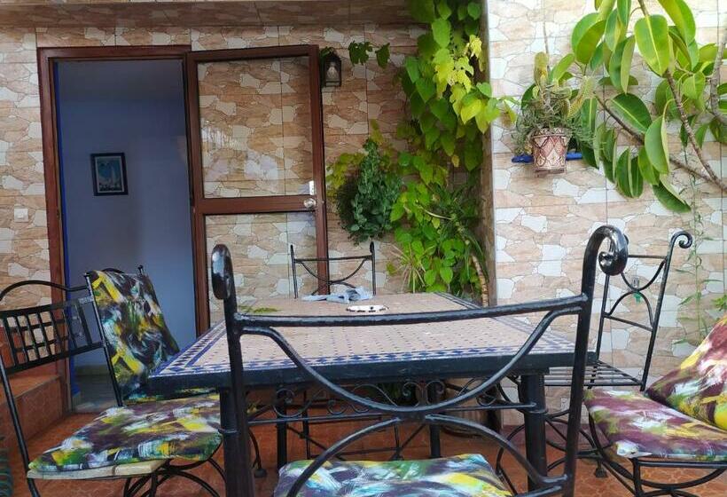 Deluxe Kamer, Gernika