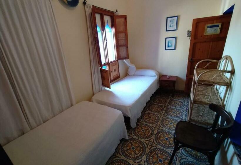 Deluxe Kamer, Gernika