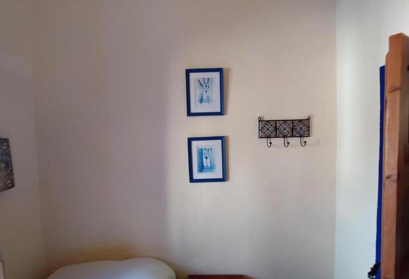 Deluxe Kamer, Gernika