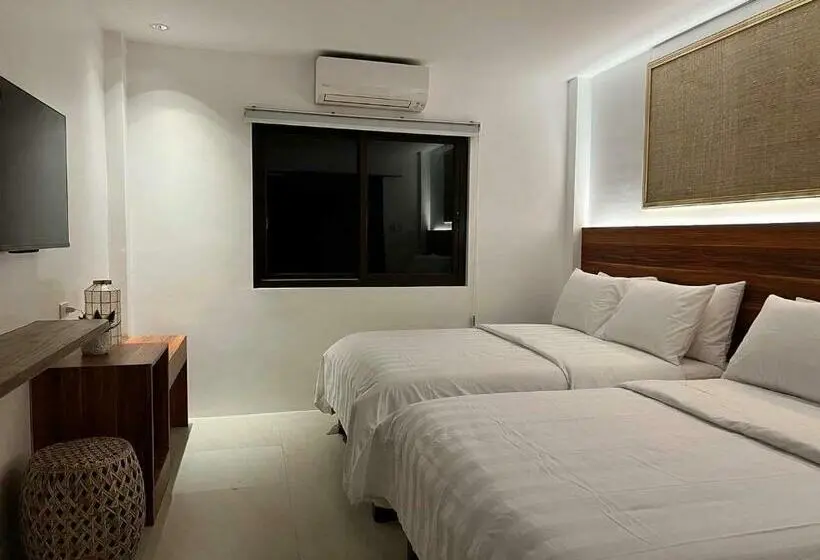 Standard Neljän Hengen Huone, Azul De Panglao Hotel By Cocotel