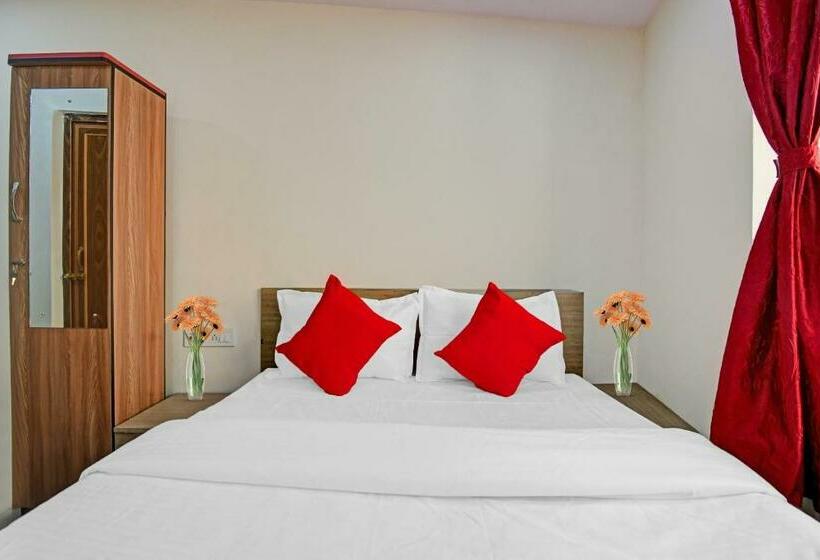 Номер Стандарт, Goroomgo Vhyom Sky Palace Near Sakherbazar Metro Station Kolkata