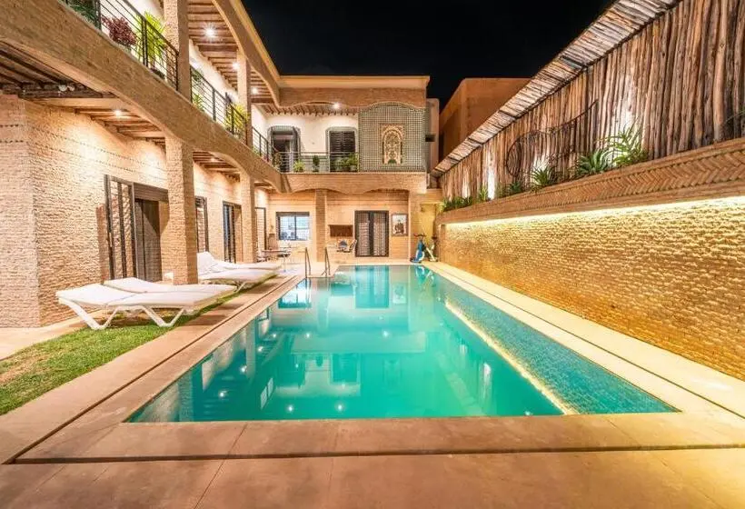 キングサイズベッドのスタンダードルーム, Riad Les Nuits De Fès