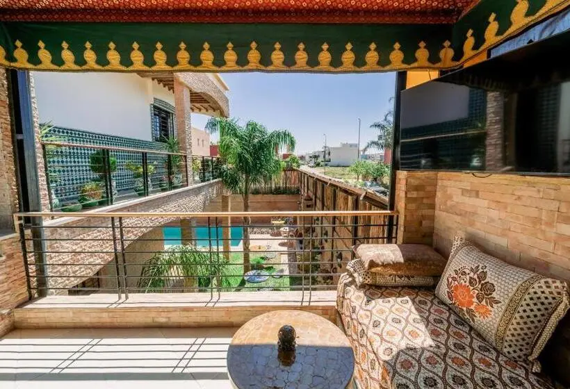 キングサイズベッドのスタンダードルーム, Riad Les Nuits De Fès