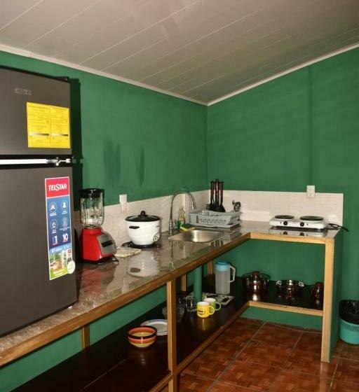 آپارتمان 1 خوابه, The Corner Airbnb