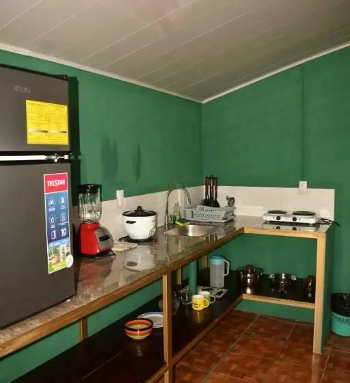 آپارتمان 1 خوابه, The Corner Airbnb