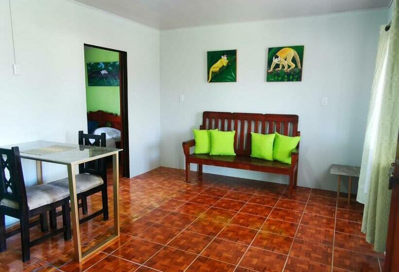 آپارتمان 1 خوابه, The Corner Airbnb