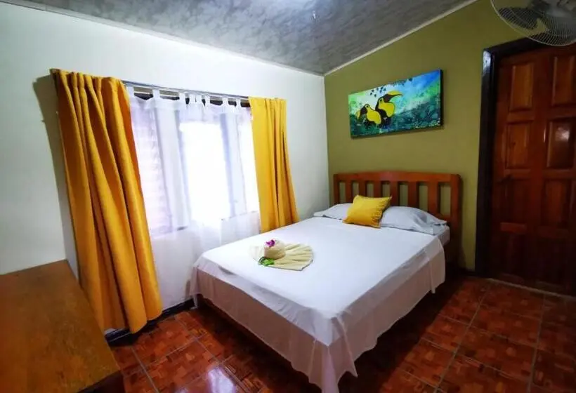 آپارتمان 1 خوابه, The Corner Airbnb