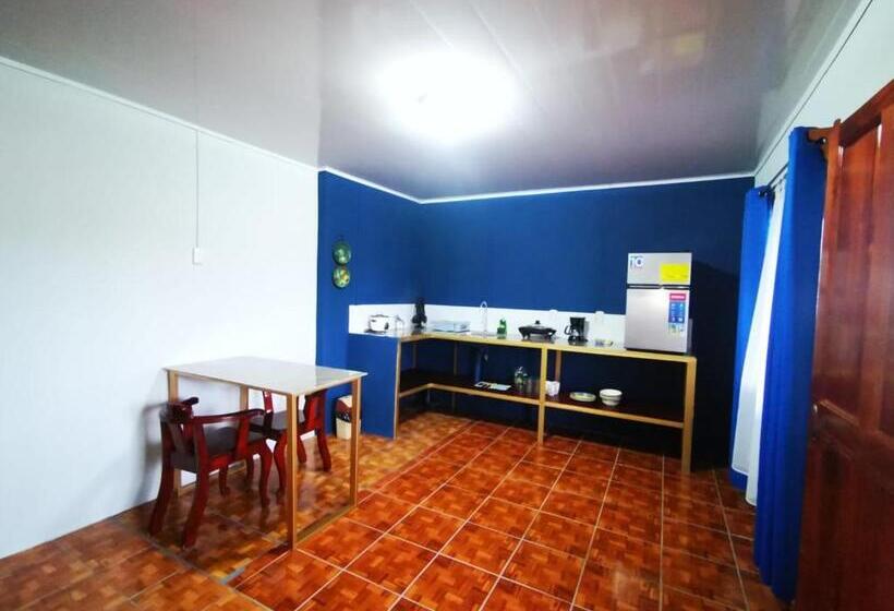 آپارتمان 1 خوابه, The Corner Airbnb