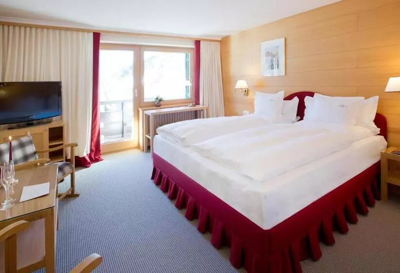 Standard-huone, Angela