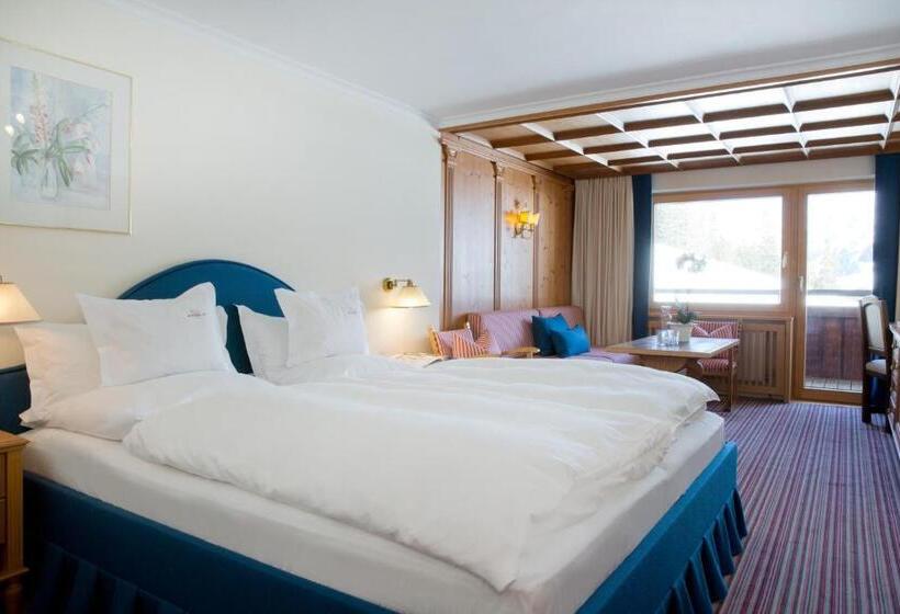 Полулюкс, Angela