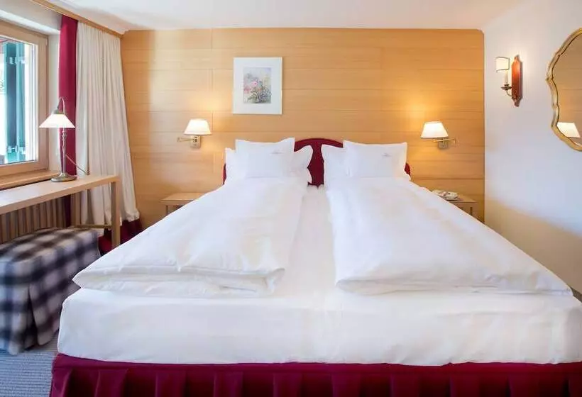 Standard-huone, Angela