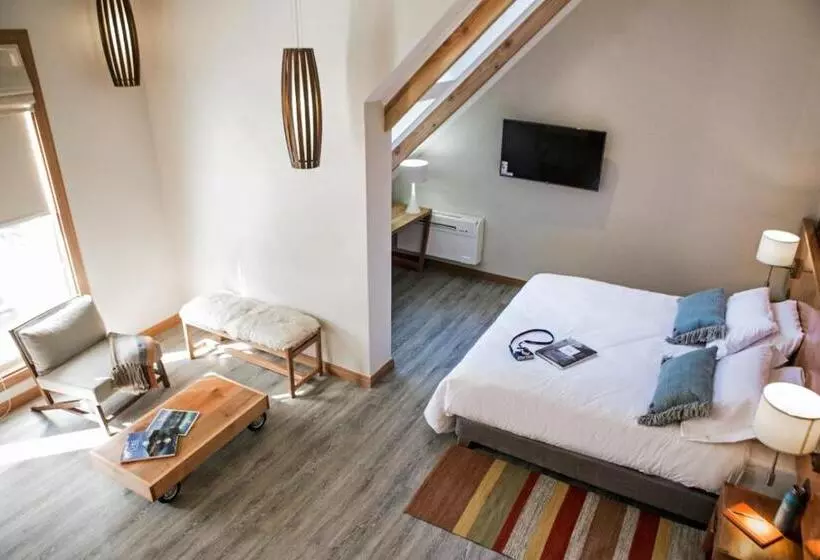 سوییت جونیور, Casa Solaria