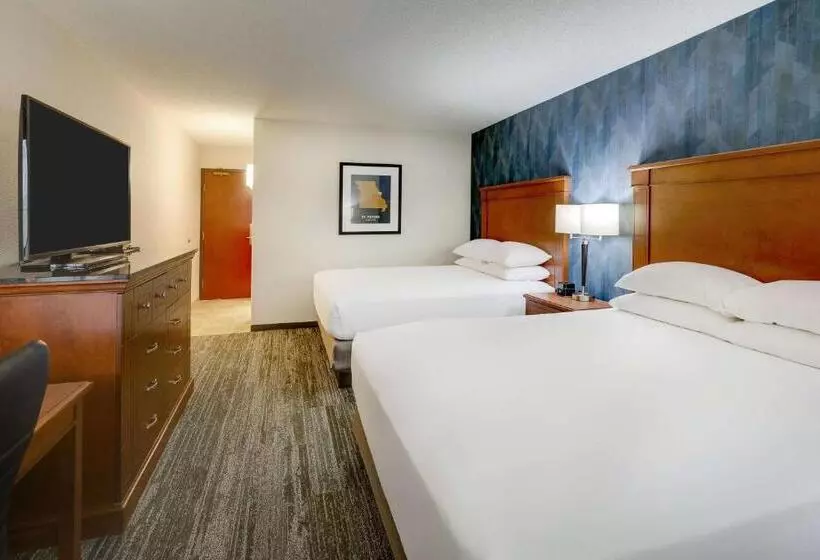 上層階スタンダードルーム, Drury Inn & Suites St. Louis St. Peters