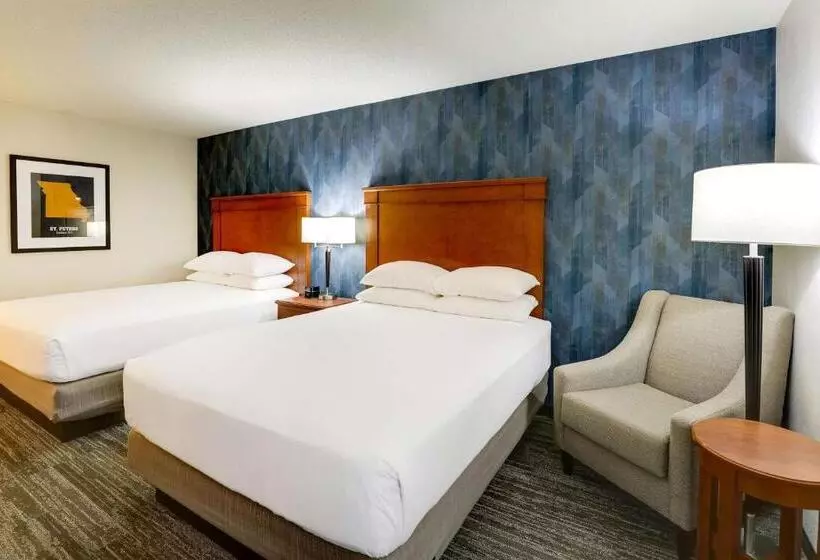 上層階スタンダードルーム, Drury Inn & Suites St. Louis St. Peters