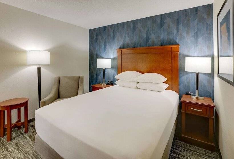 غرفة ديلوكس, Drury Inn & Suites St. Louis St. Peters