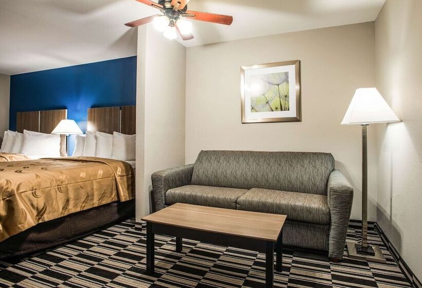 سوییت, The Marco Hotel Lake Charles