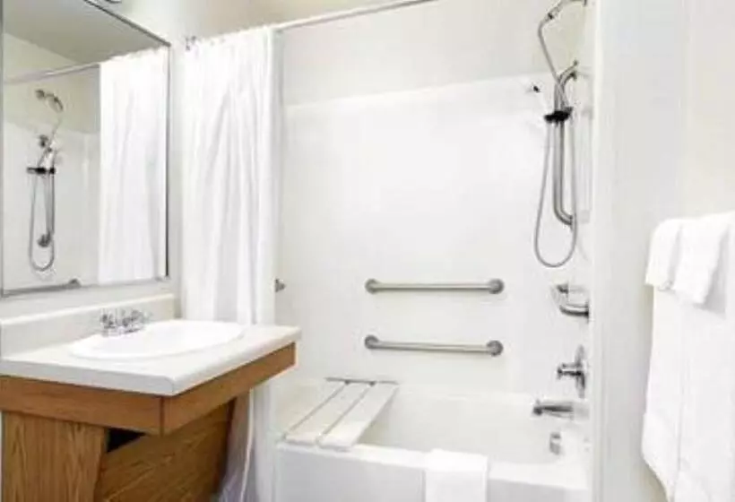 身障者適用スタンダードルーム, Woodspring Suites Murfreesboro