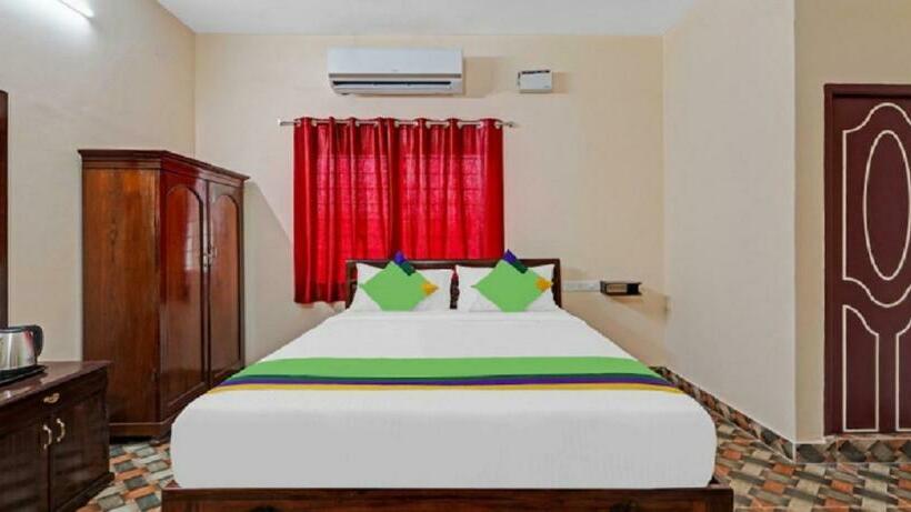 חדר דלוקס, Sri Saveraa Residency