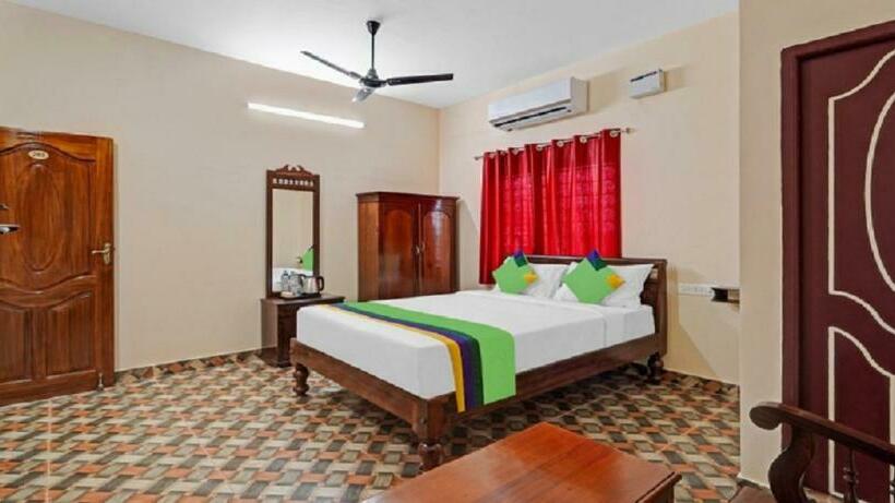 Номер Deluxe, Sri Saveraa Residency