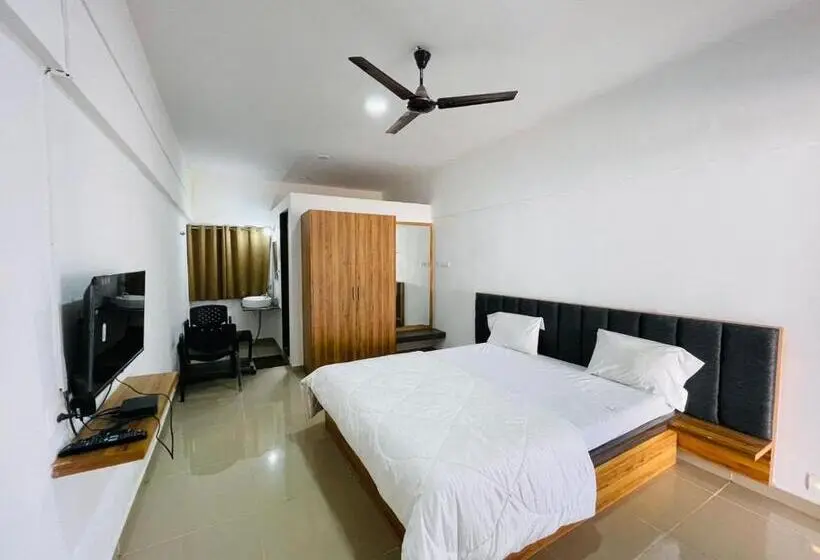 キングサイズベッドのデラックスルーム, Vasant Vihar Resort