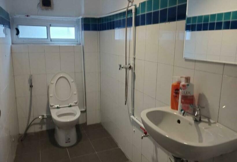 חדר סטנדרט חדר אמבטיה משותף, Italay Guesthouse